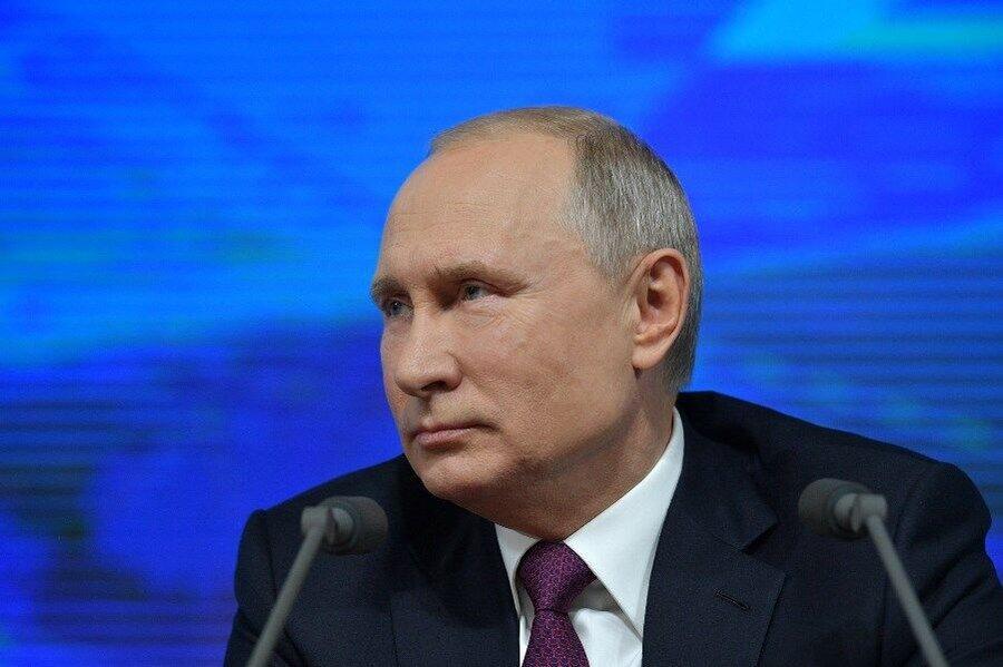 پوتین: رئیس جمهور و مدیران ارشد نباید دوتابعیتی باشند ، پوتین: رئیس جمهور و مدیران ارشد نباید دوتابعیتی باشند ، ممکن است وفاداری دوگانه داشته باشند