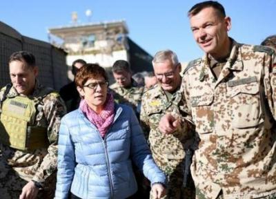 وزیر دفاع آلمان: نیروهایمان را با هم از افغانستان خارج می کنیم
